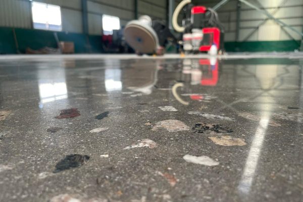 flooring work with machine